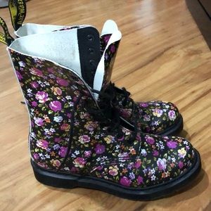 Dr Martens Simone floral sz 7